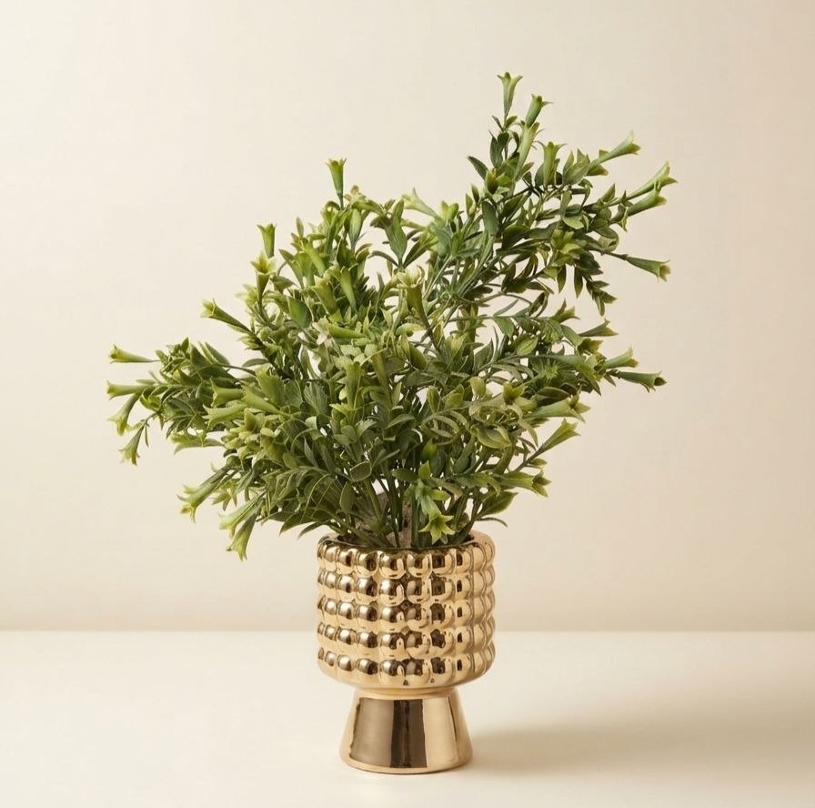 Greenery & Decor